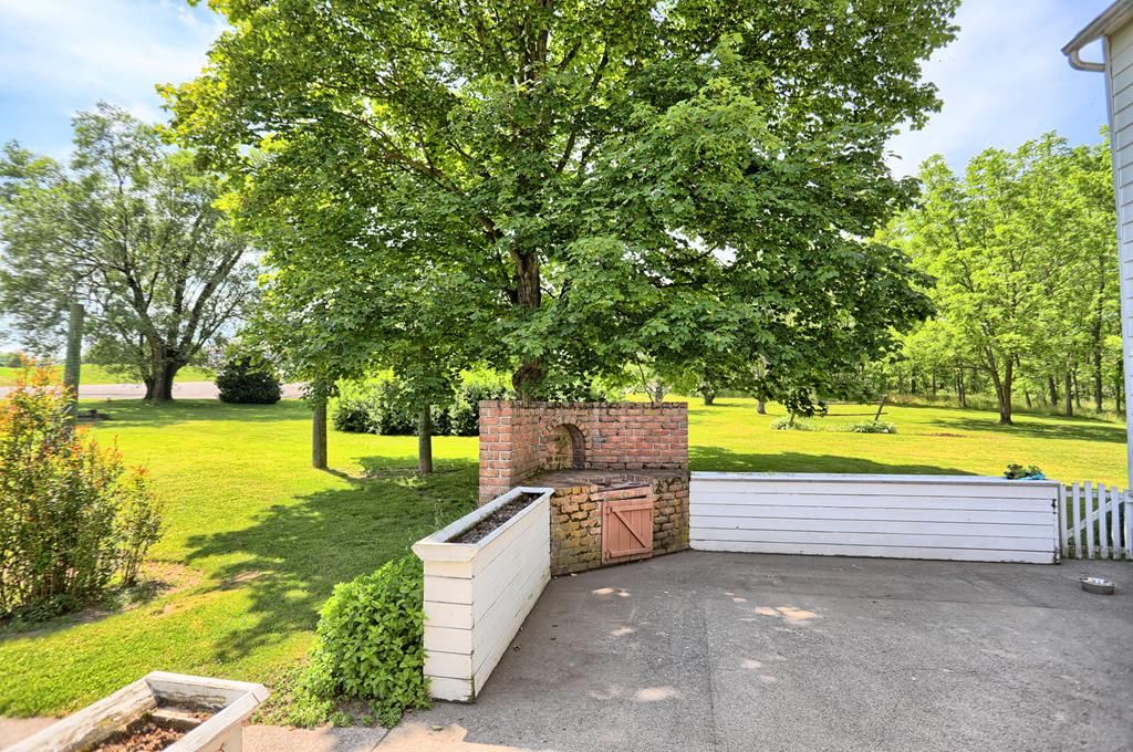 51 Municipal Rd, Mifflintown, PA 17059